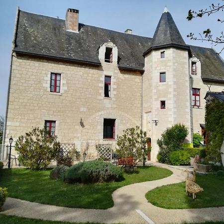 Manoir De L'Abbaye Bed & Breakfast Seuilly Bagian luar foto