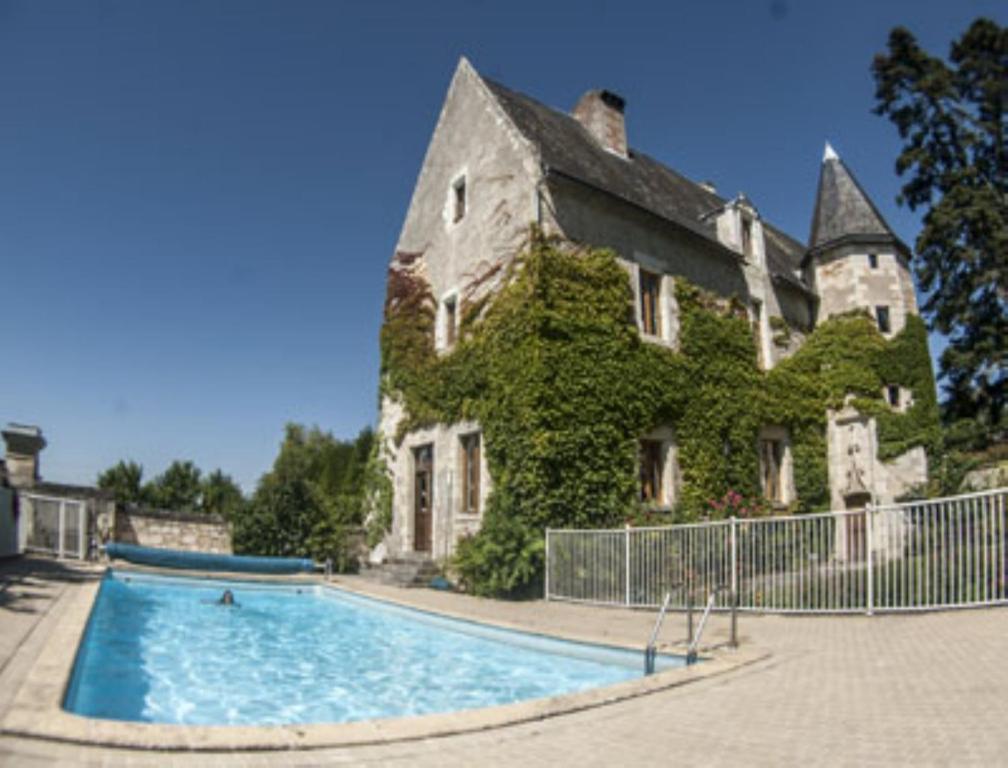 Manoir De L'Abbaye Bed & Breakfast Seuilly Bagian luar foto