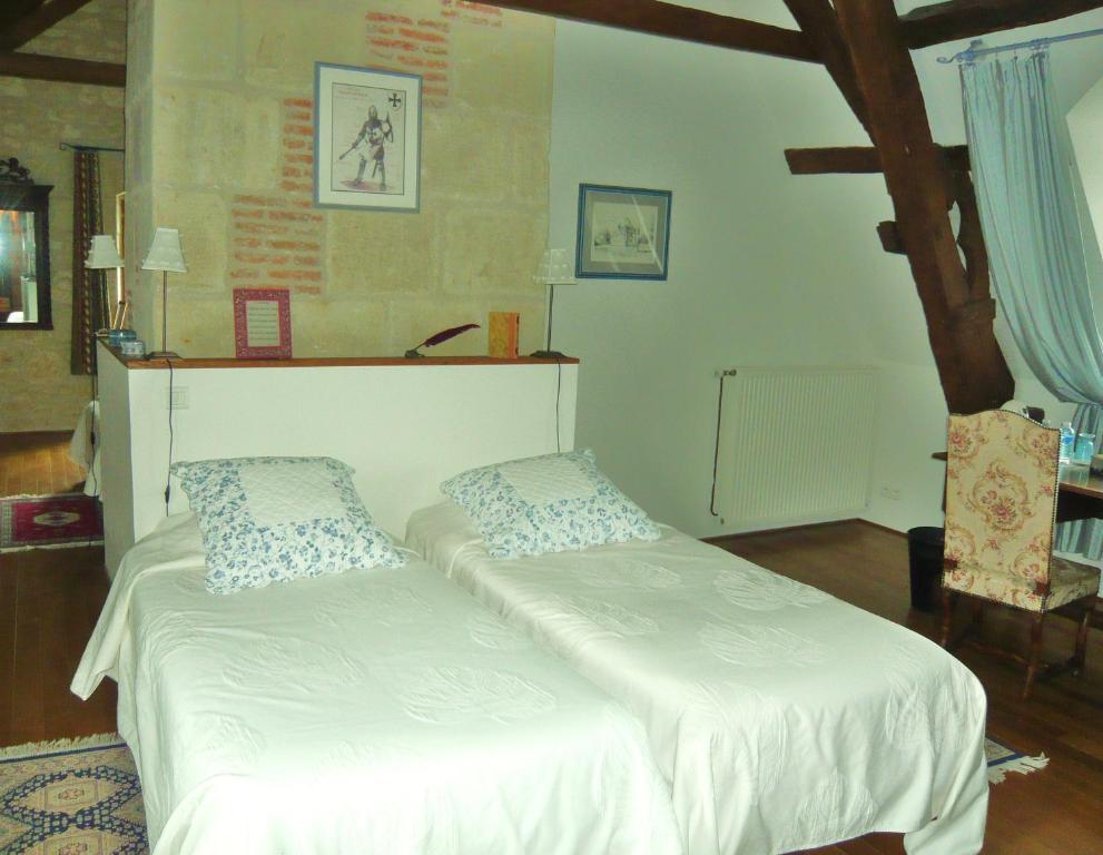 Manoir De L'Abbaye Bed & Breakfast Seuilly Ruang foto