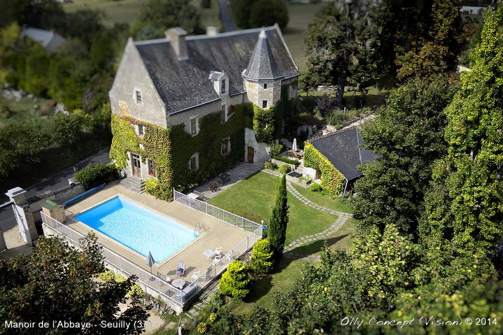 Manoir De L'Abbaye Bed & Breakfast Seuilly Bagian luar foto